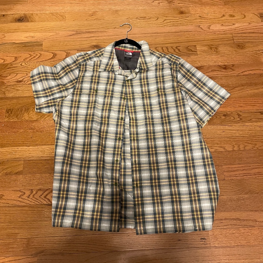 The north face button up shirt